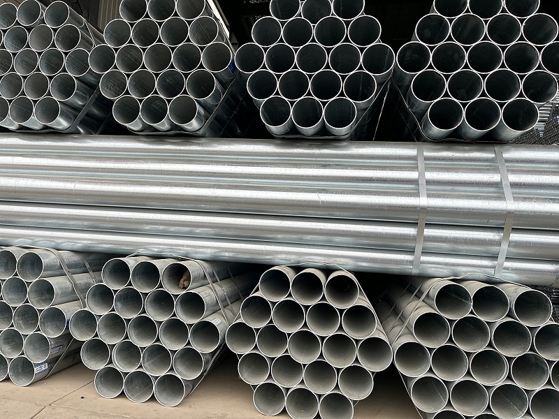 暖通工程常用管材都有哪些，镀锌钢管、焊管在保温领域的应用。
